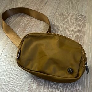 Lululemon bag